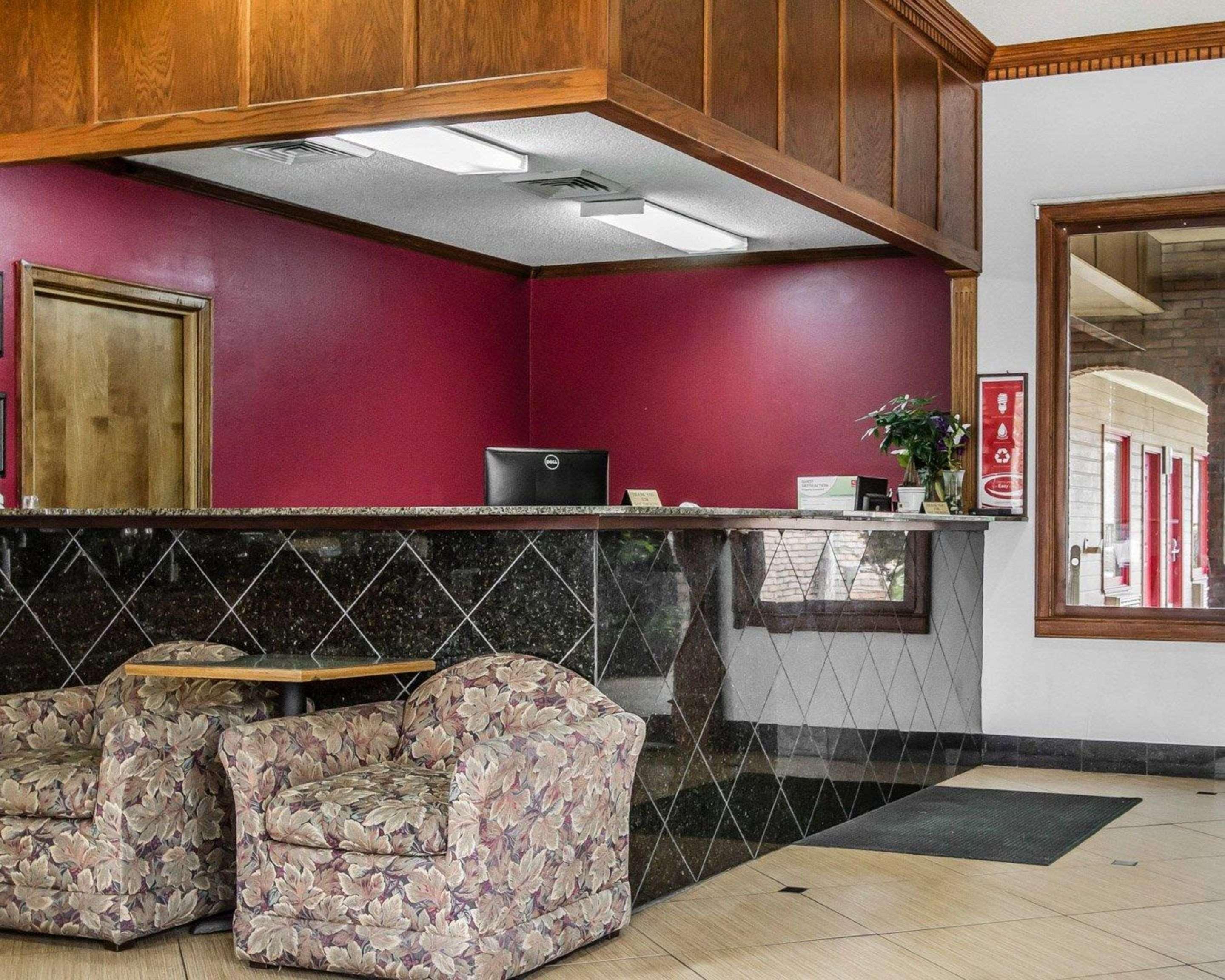 Econo Lodge Inn & Suites Enterprise Luaran gambar