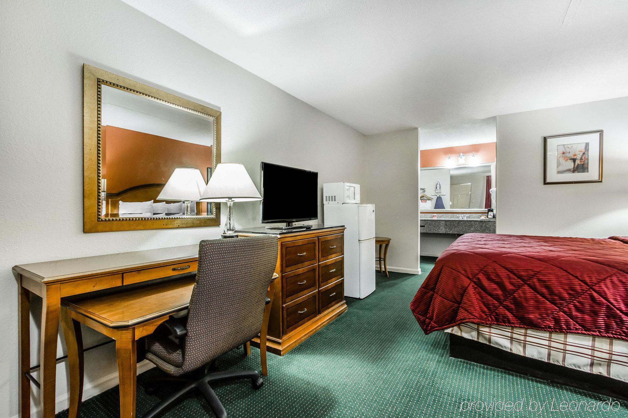 Econo Lodge Inn & Suites Enterprise Luaran gambar