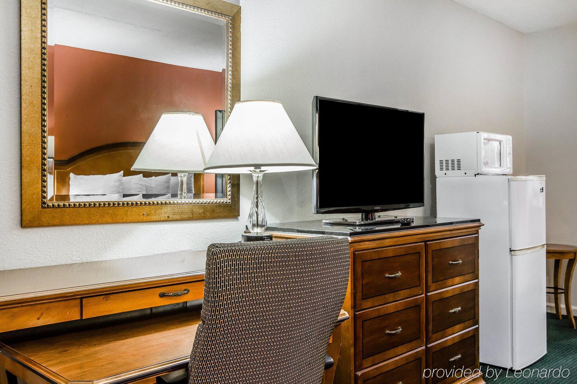 Econo Lodge Inn & Suites Enterprise Luaran gambar