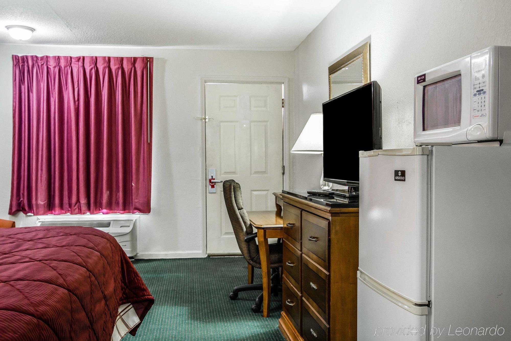 Econo Lodge Inn & Suites Enterprise Luaran gambar
